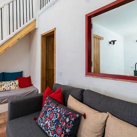 House In The Historic Center- Portimão